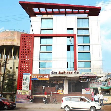 Hotel Kesari Nandan Lātūr Esterno foto
