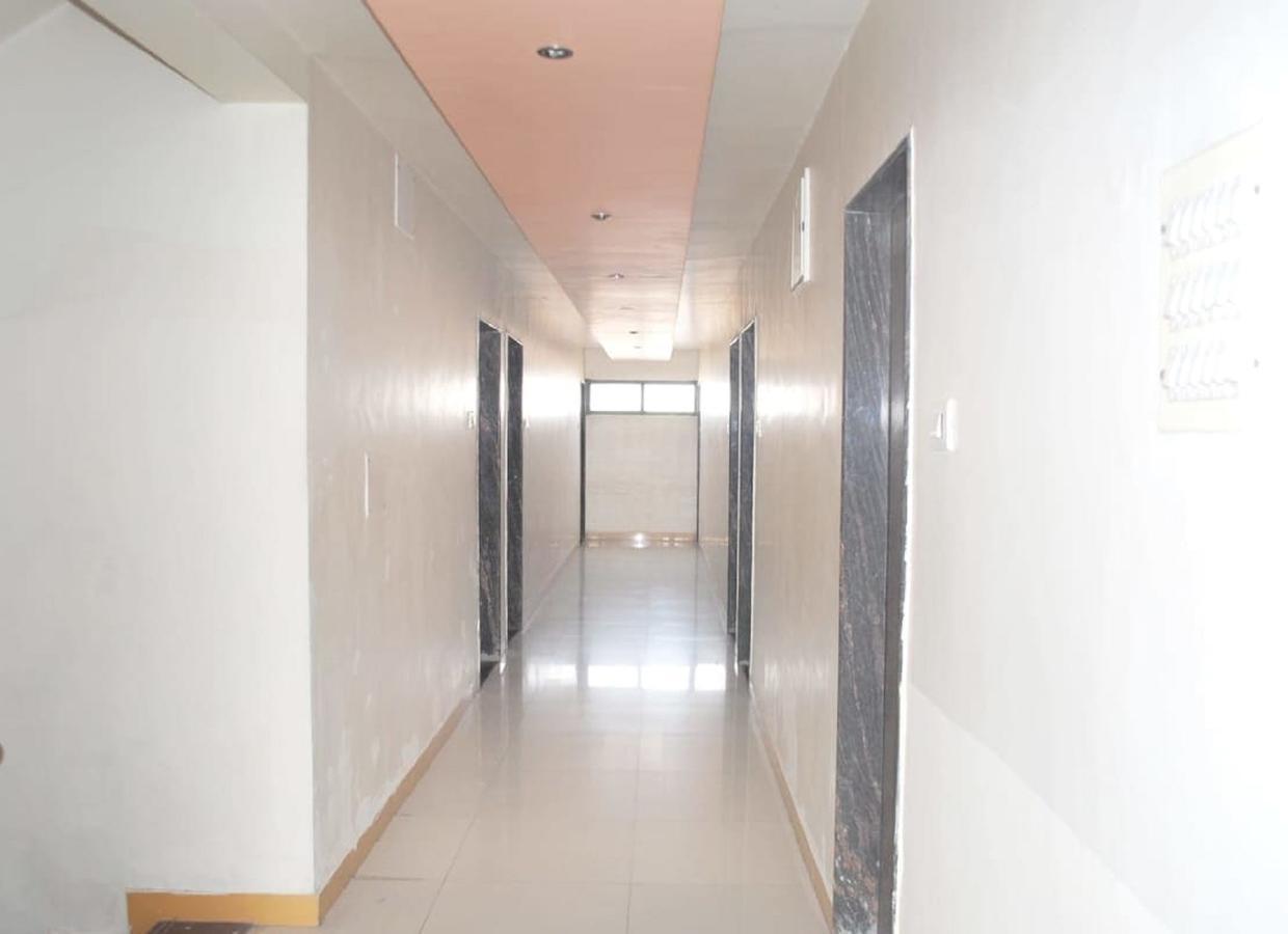 Hotel Kesari Nandan Lātūr Esterno foto